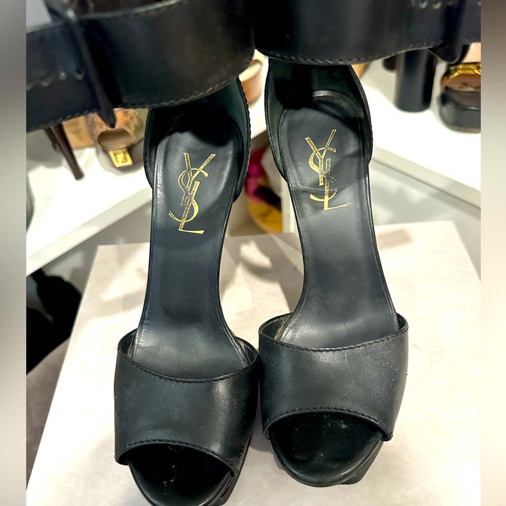 Fendi Blue/Brown Suede and Leather T-Bar Ankle-Strap Platform Sandals